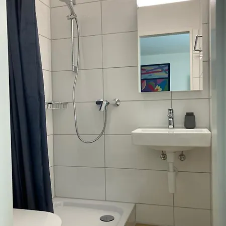 شقة Furnished With Garden Seefeld Close To