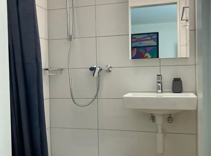 شقة Furnished With Garden Seefeld Close To